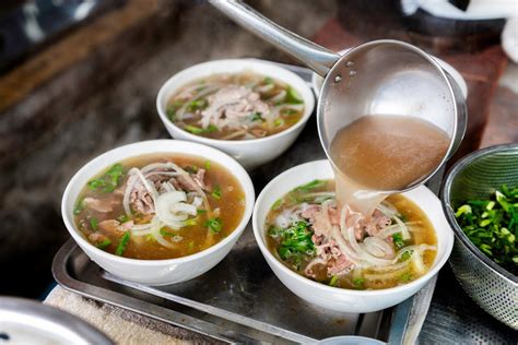  A Taste of Vietnam: Everyday Meals from Hanoi - Unveiling Culinary Traditions Through Time-Honored Recipes and Vibrant Storytelling